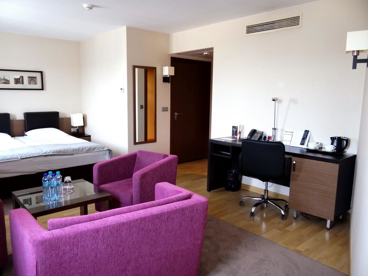 Отель Qubus Hotel Bielsko-Biała Бельско-Бяла-10